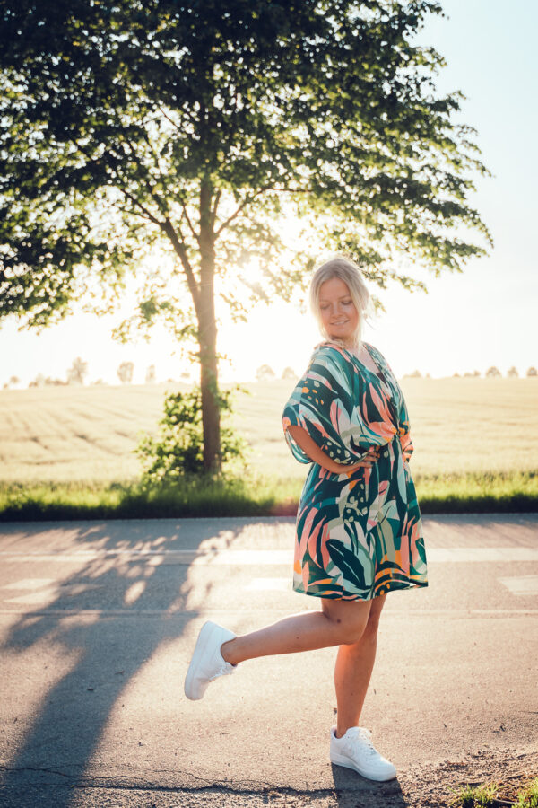 Kleid-Split-101 Kleid-Split-101